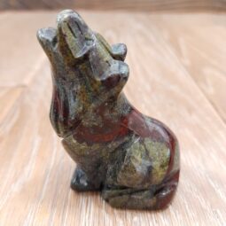Large Wolf Carvings (approximately 60mm) class=