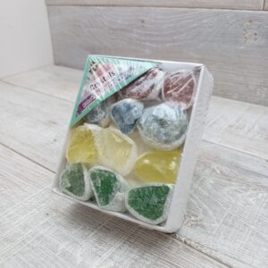Assorted Crystals Mineral Box - Blue Calcite, Green Aventurine, Raspberry Aventurine, Yellow Quartz